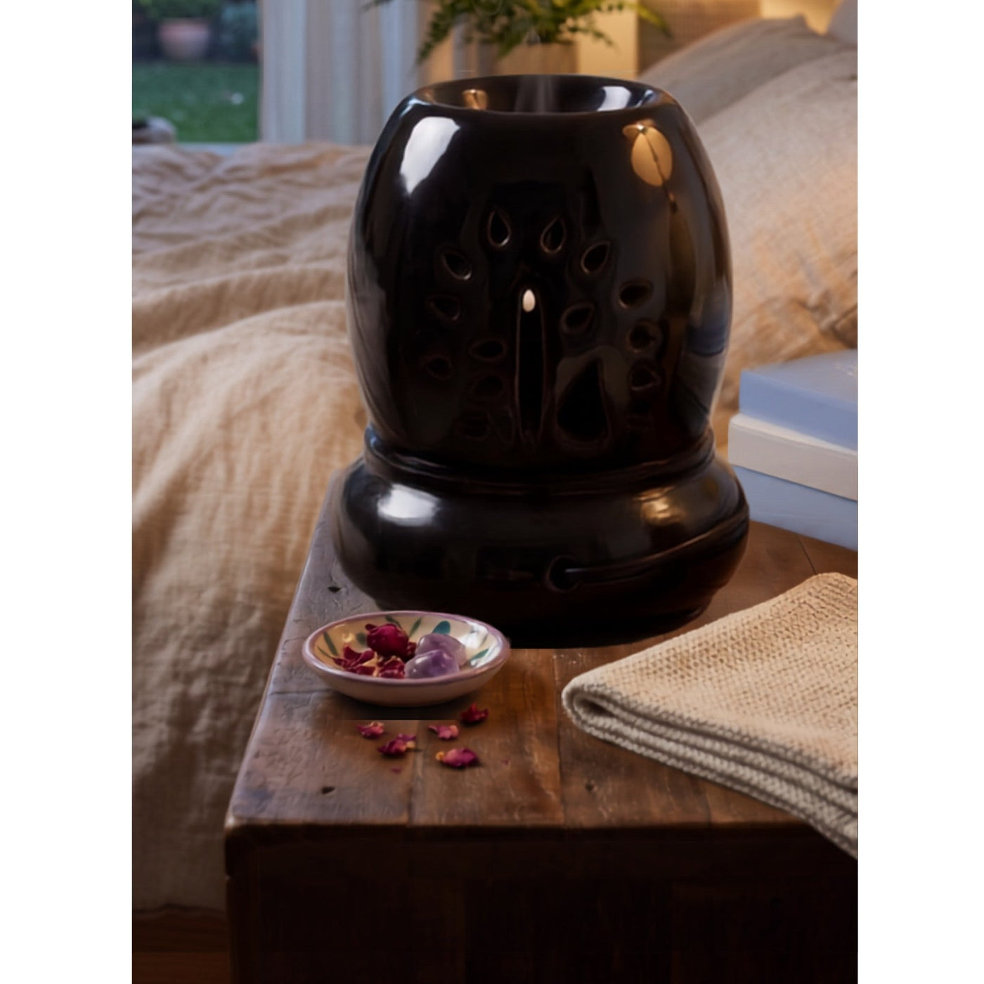 Black Teardrop Egg Electric Aroma Diffuser - Black (10.8x15.2cm) - CitSpray