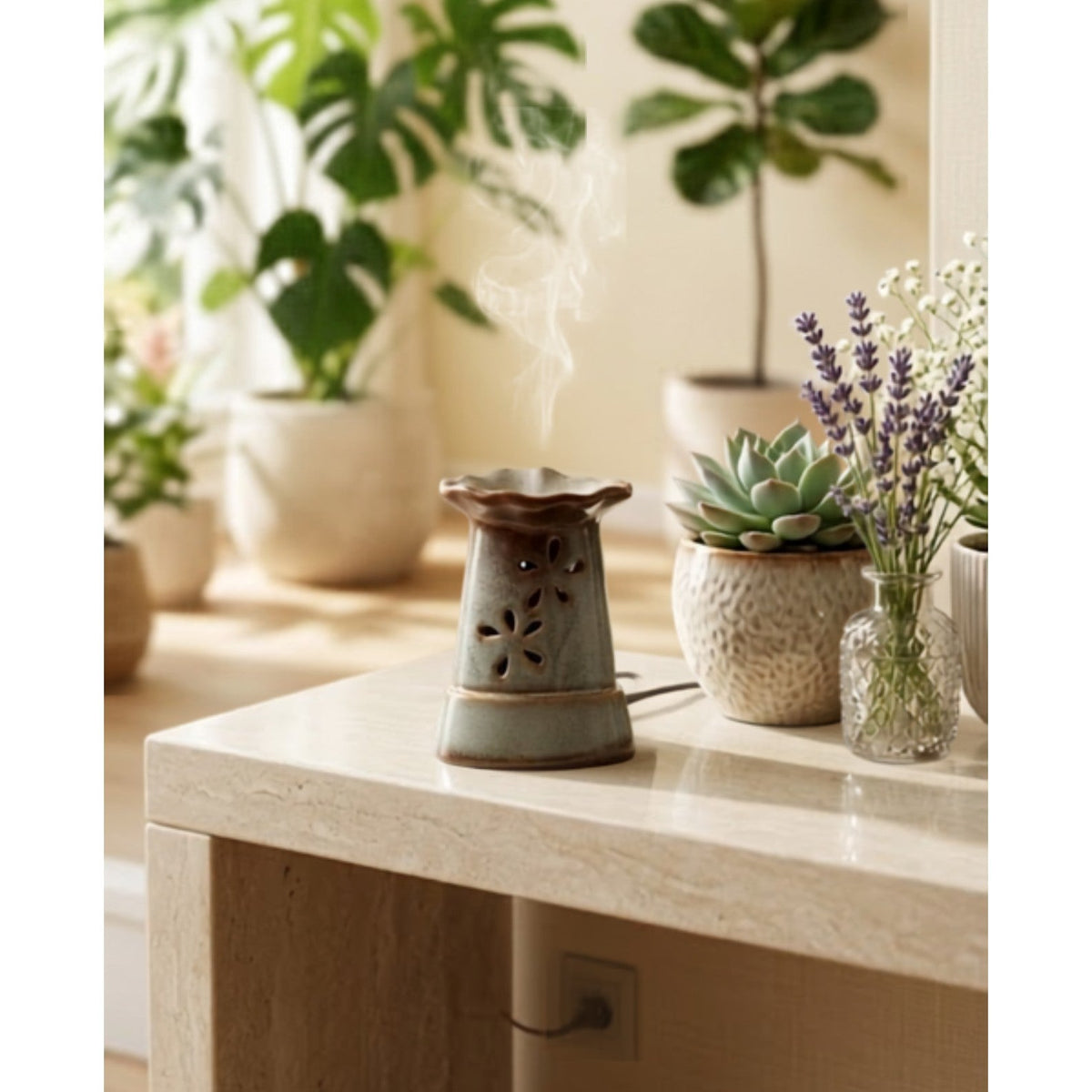 Ruffled Trumpet Lamp Electric Aroma Diffuser - Brown (9.5x9.5x12.1cm) - CitSpray