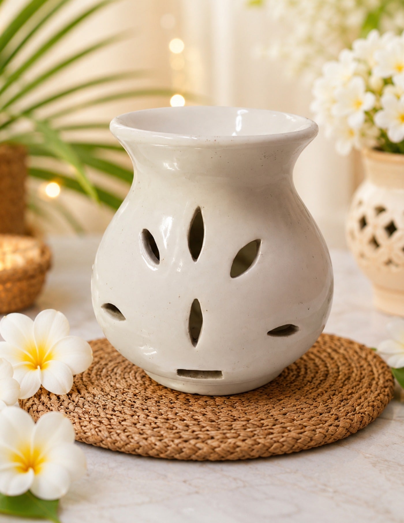 Leaf Cutout Ceramic Tealight Oil Diffuser - White Matka (7x8cm) - CitSpray