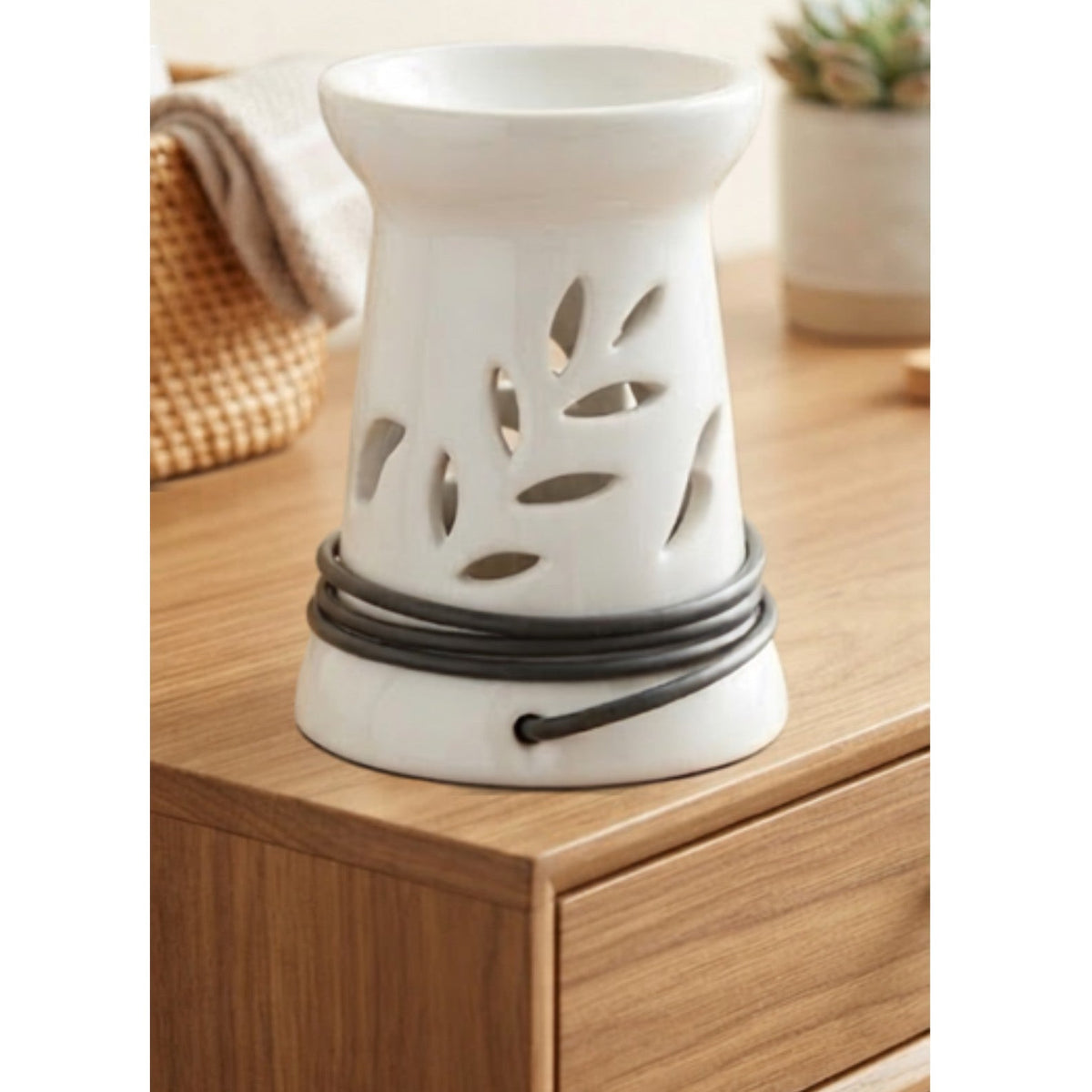 Leaf-Vine Hourglass Electric Aroma Diffuser - White (12.5x16.5cm) - CitSpray