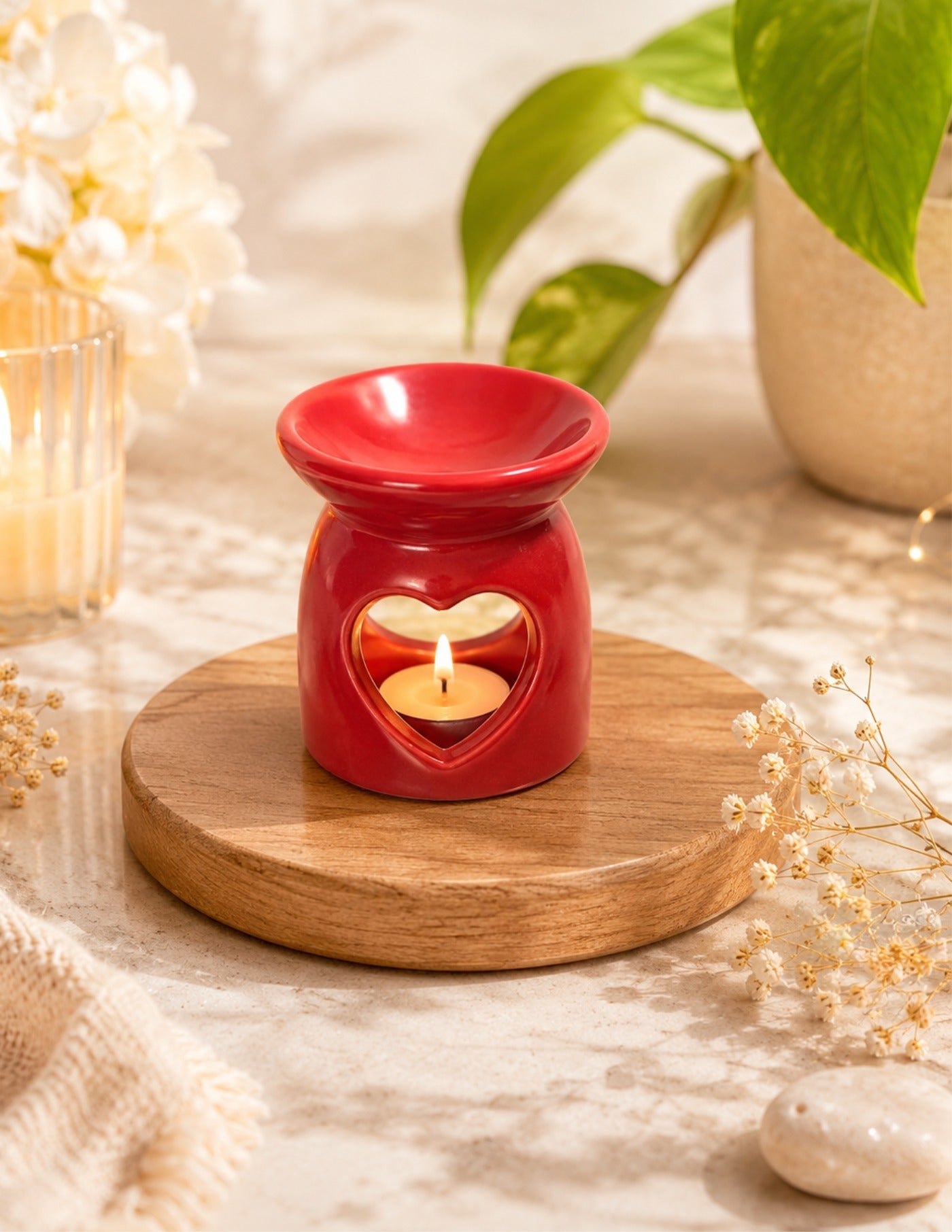 Mini Heart Cutout Ceramic Tealight Oil Diffuser (5x6.5cm) - CitSpray