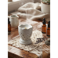 Scalloped Flower Cup Electric Aroma Diffuser - White (9x12cm) - CitSpray thumbnail 1